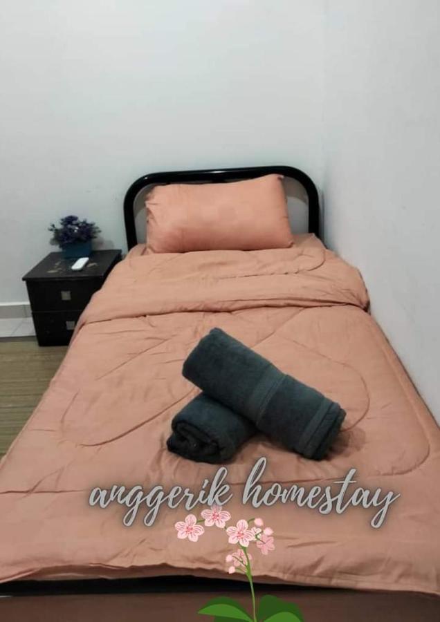 Anggerik Homestay Dungun Kampong Sura Tengah Екстер'єр фото